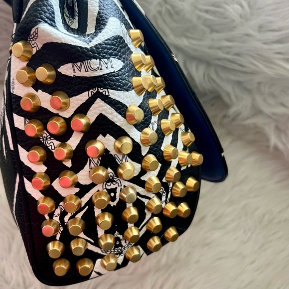 NWOT MCM Funky Zebra - Picture 8 of 16